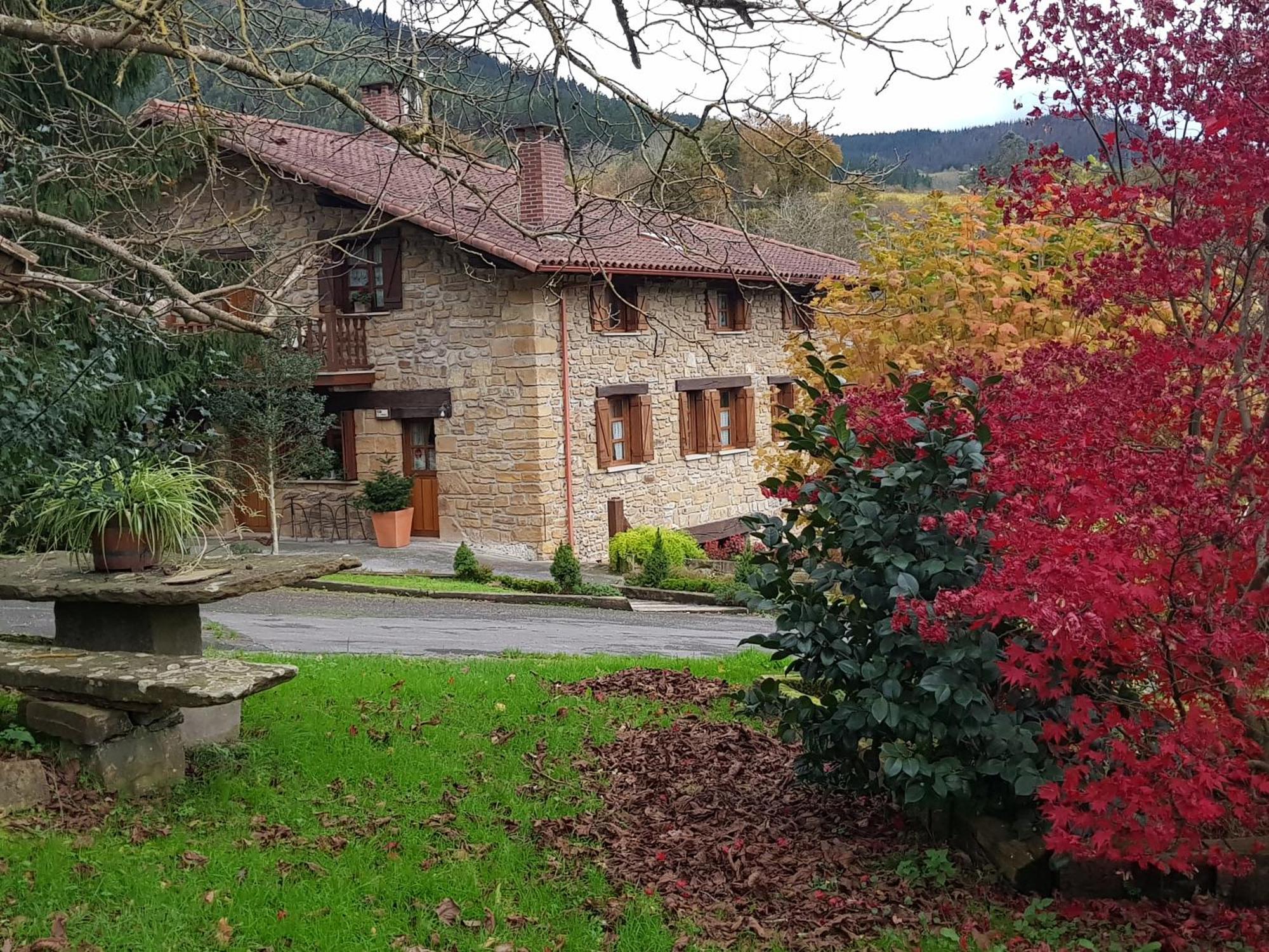 Agroturismo Iberreko Errota Muxika Bagian luar foto